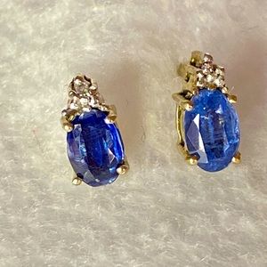 Tanzanite & diamond earrings